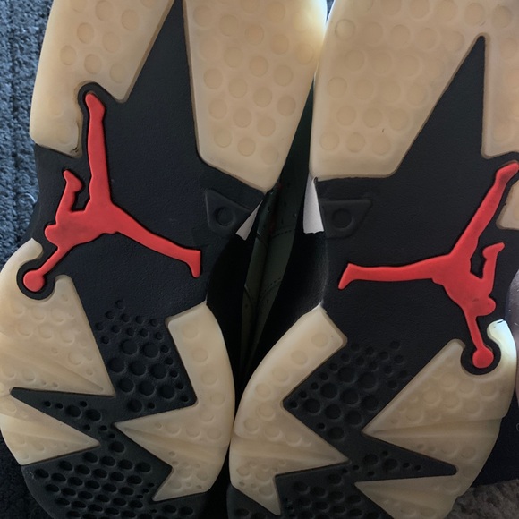 Jordan 6 Trevor is Scott - Picture 2 of 6